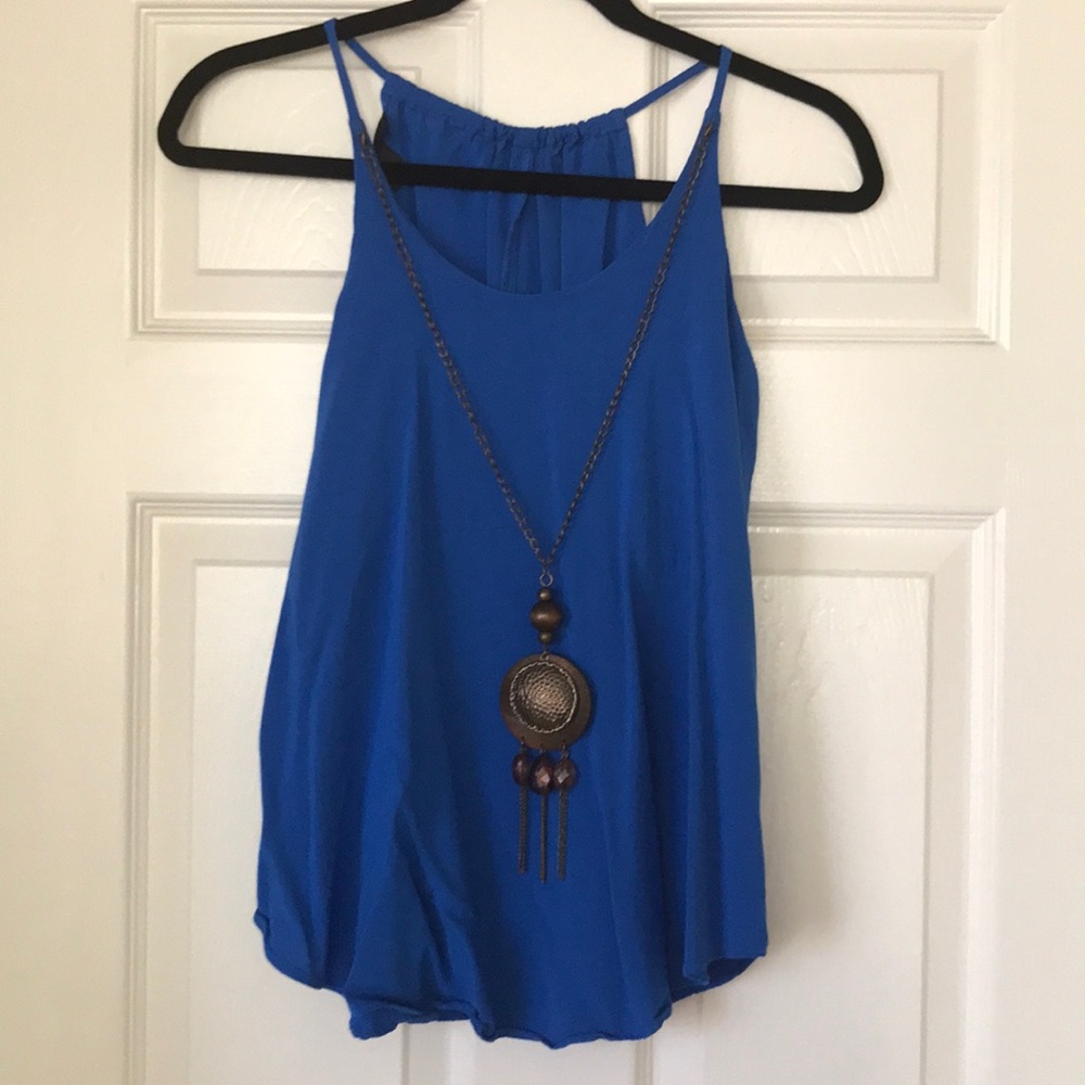 Flowing Blue Top With Necklace